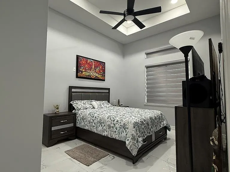 6861 Woodlands Ave — Photo 11