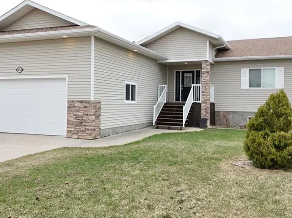 605 W 2nd St E, Maidstone, SK S0M 1M0