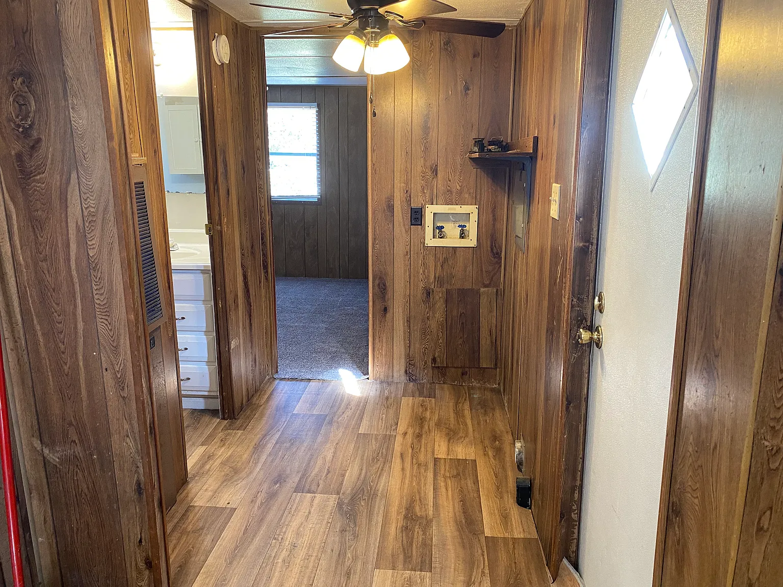 2 bed, 900 sqft, $1,100 — Photo 4