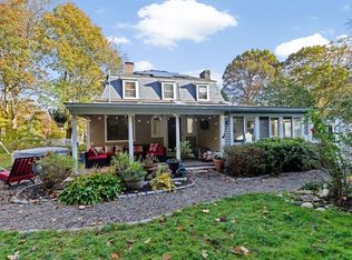 17 Old Oaken Bucket Rd, Scituate, MA 02066