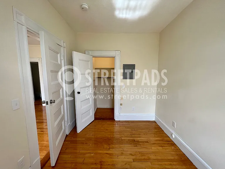 2 Ware St #303 — Photo 23