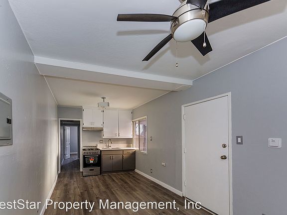 2nd image of 1542 1/2 Pine Ave #5730191