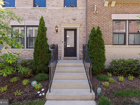 3rd image of 3745 Signal Knob Ct