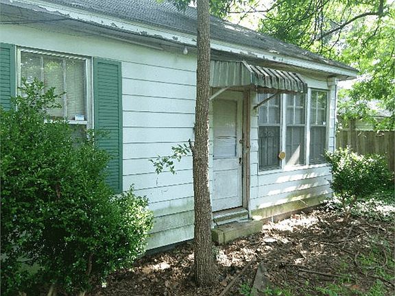 2nd image of 2107 W 13th Ave