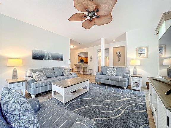 4th image of 20920 Calle Cristal Ln Unit 1