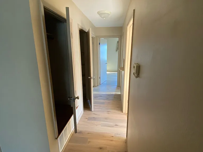 561 Miller Ave — Photo 6