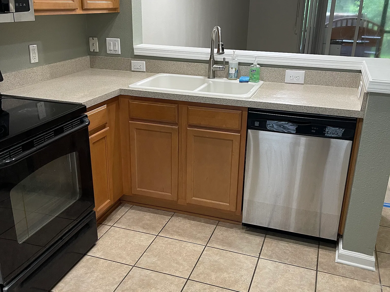 2 bed, 2.5 bath, 1248 sqft, $2,300 — Photo 4