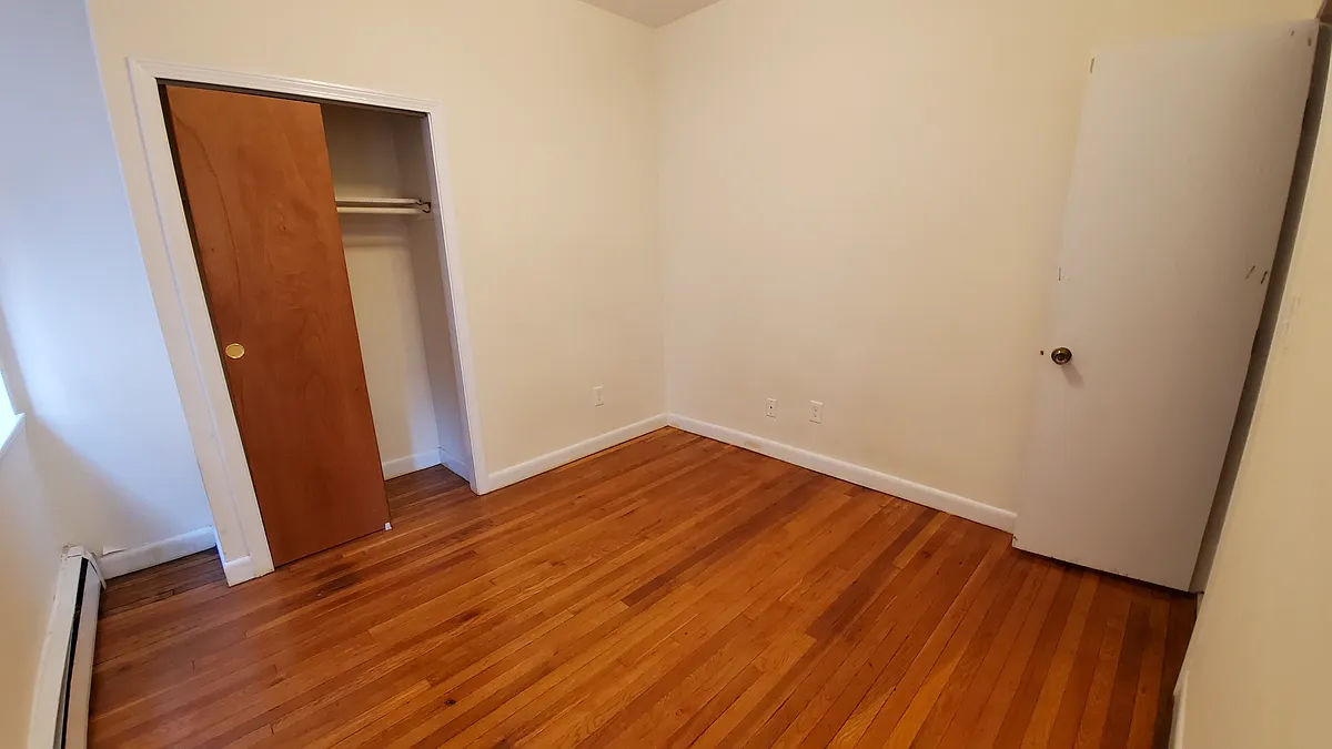 Building Photo - 62 Brighton Ave #208