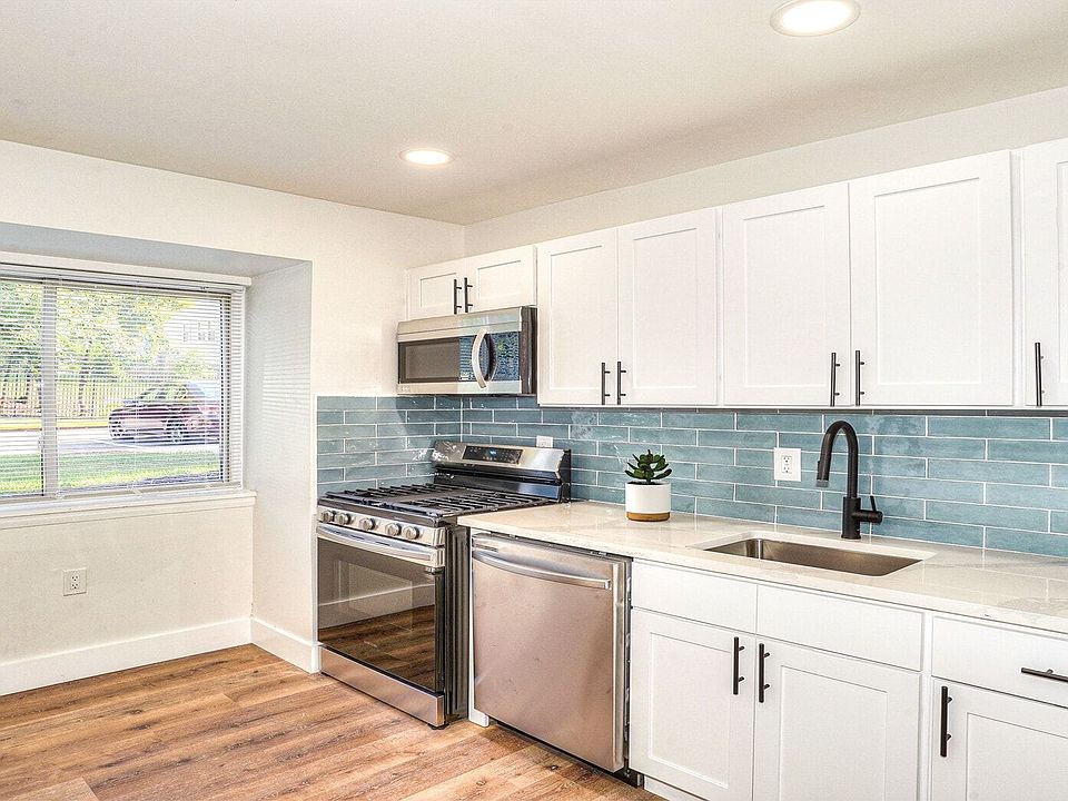 Kitchen-Renovated