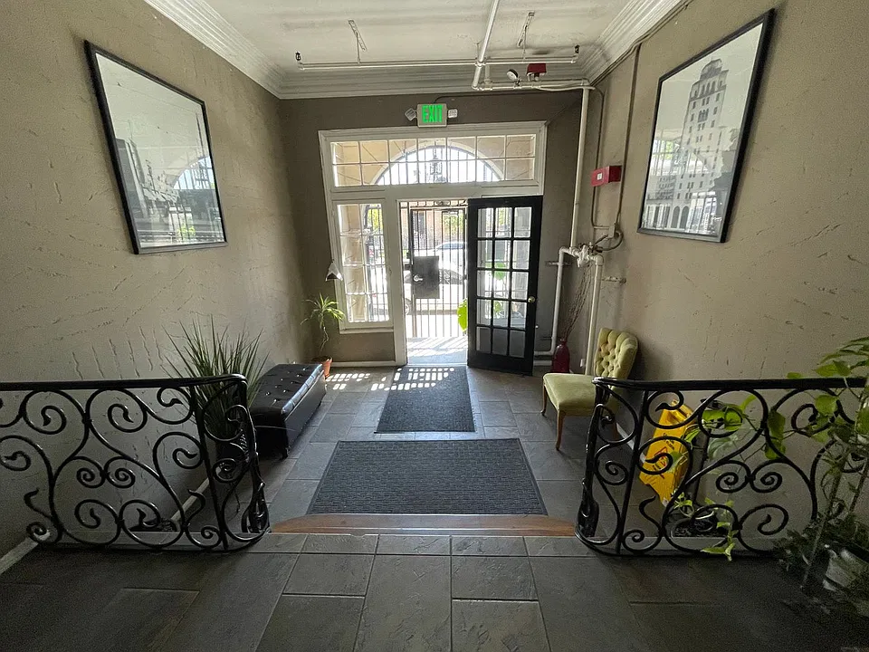 Toberman Apts.