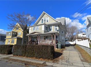 156-158 Savoy St, Bridgeport, CT 06606
