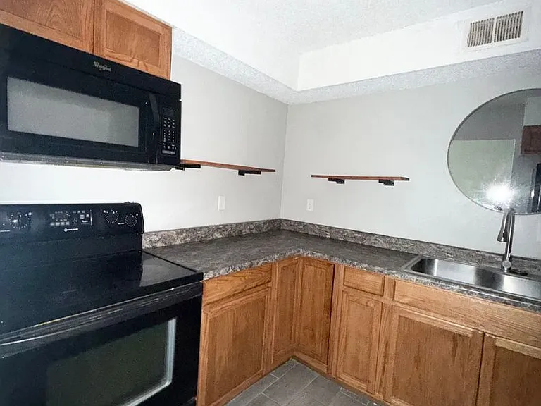 1526 Pineville Rd — Photo 20