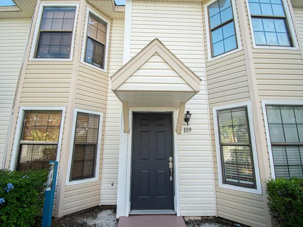 2302 Maki Rd APT 109, Plant City, FL 33563