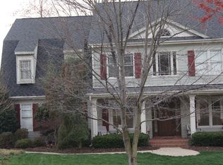 216 Flint Point Ln, Holly Springs, NC 27540