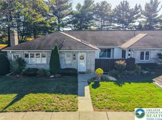 5640 Merion Ln, Macungie, PA 18062