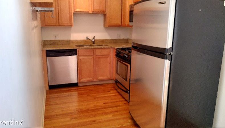 1st image of 1415 W Lunt Ave APT 311