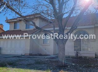 14601 Pony Trail Rd, Victorville, CA 92392