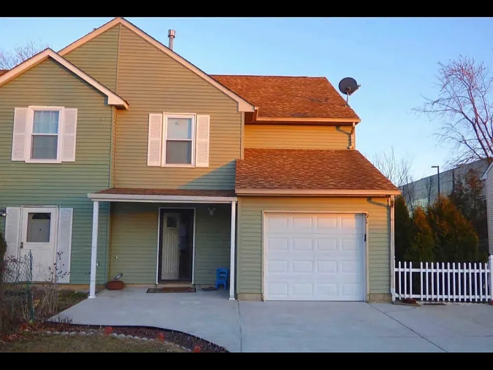 91 Franklin Dr