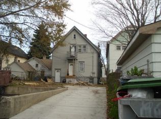 1961 S 14th St, Milwaukee, WI 53204