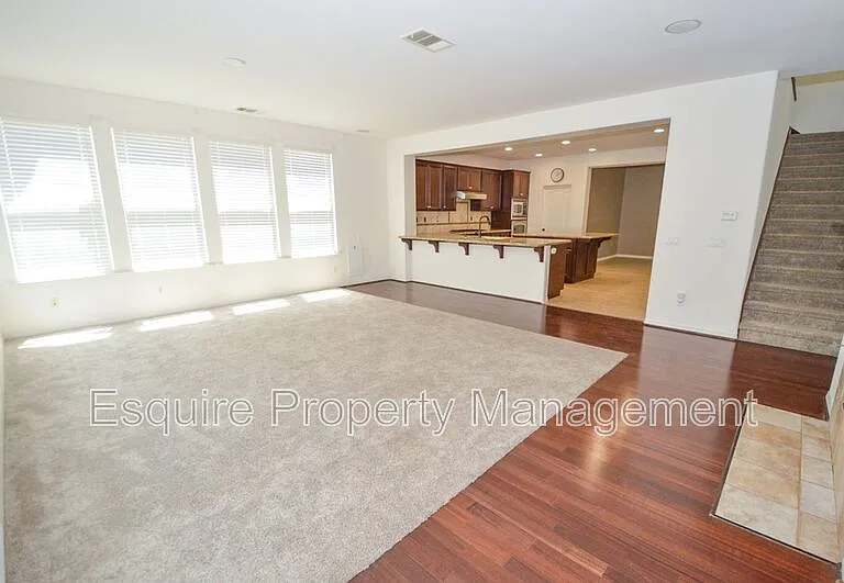 13735 Blue Ridge Way — Photo 6