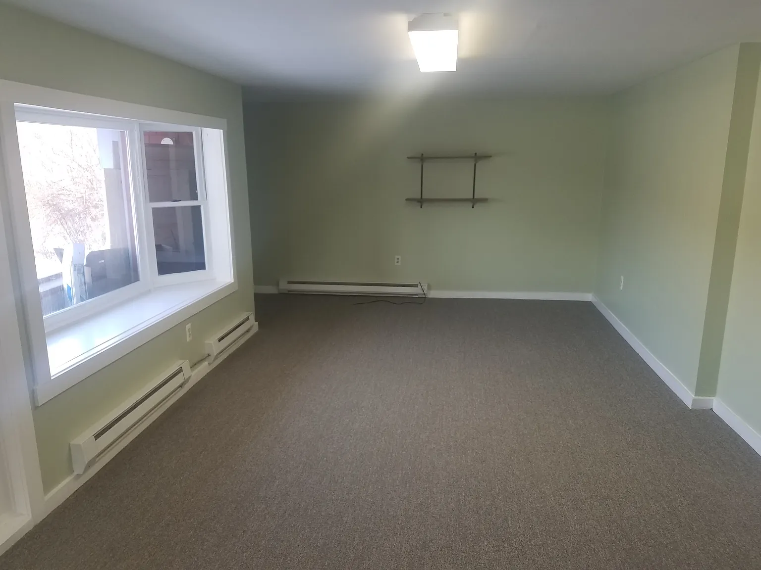 1 bed, 800 sqft, $950 — Photo 3