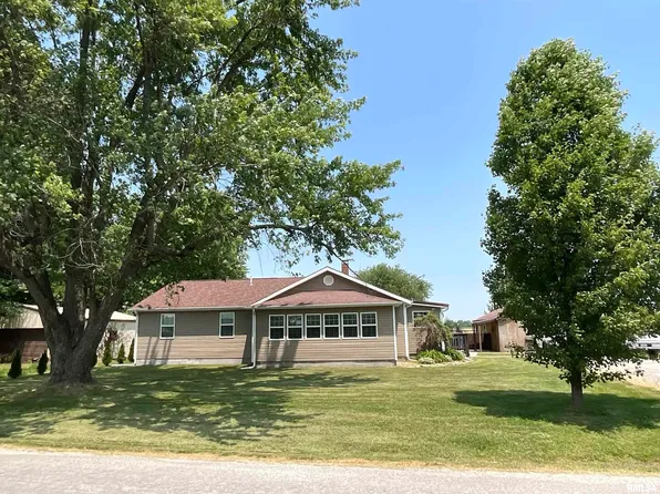 829 E Jefferson St, Ashley, IL 62808