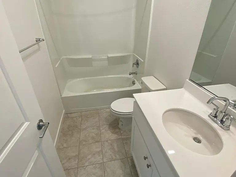 1021 Osprey Dr — Photo 9