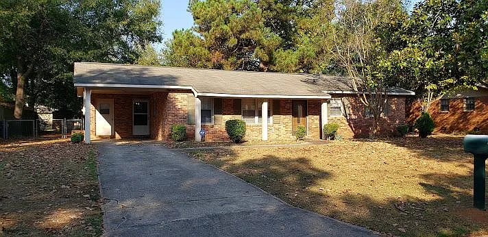 114 Wesleyan Dr photo 1