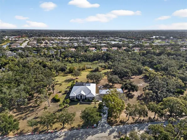 6677 Mandarin Rd, Sarasota, FL 34238