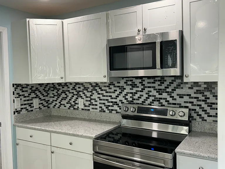 8735 N Doris Ave — Photo 9