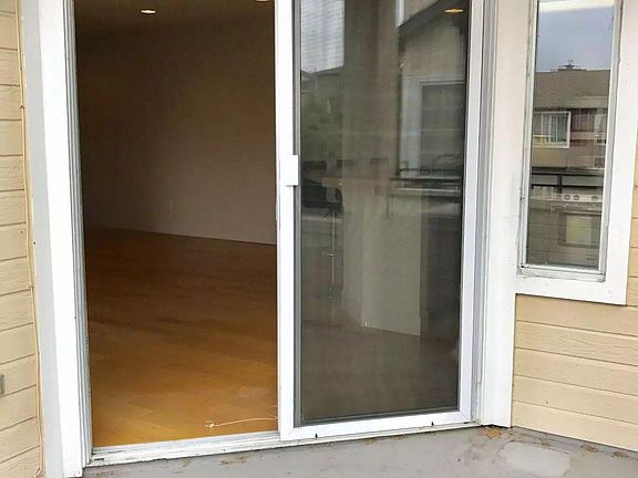 5th image of 2519 Baywood Way