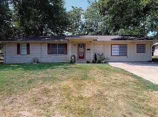 208 S Wofford St, Athens, TX 75751