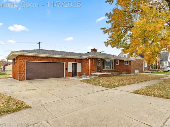 18530 Ruth St, Melvindale, MI 48122