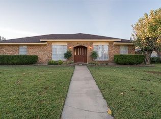 726 Brookfield Dr, Garland, TX 75040