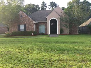 12525 Lakeland Dr, Walker, LA 70785