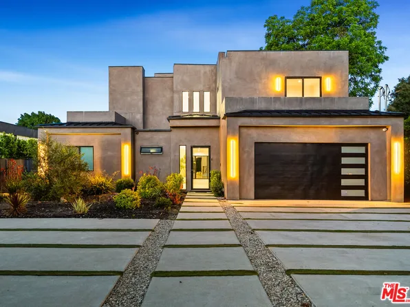 5826 Corbin Ave, Tarzana, CA 91356