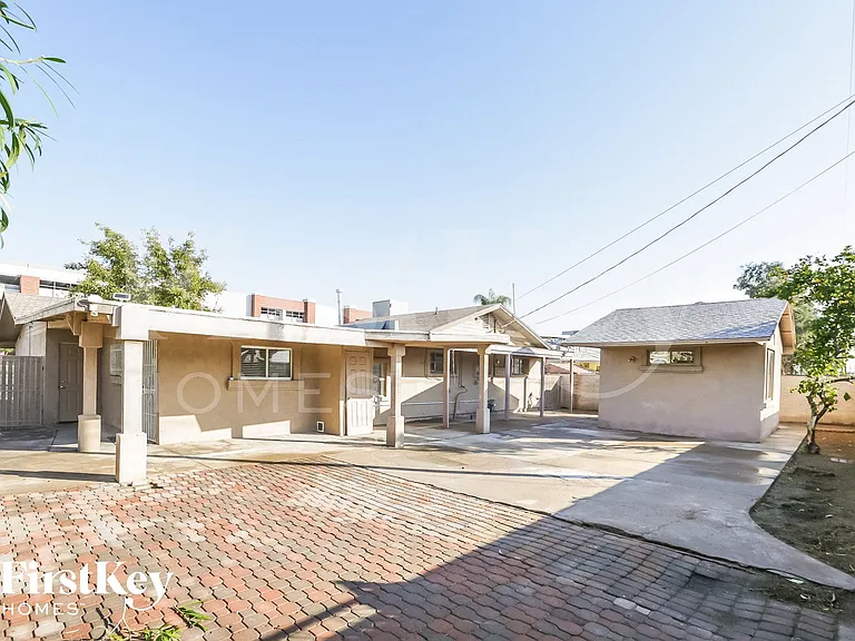 3021 W Camelback Rd — Photo 13