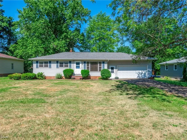 13686 Harper Rd, Strongsville, OH 44149