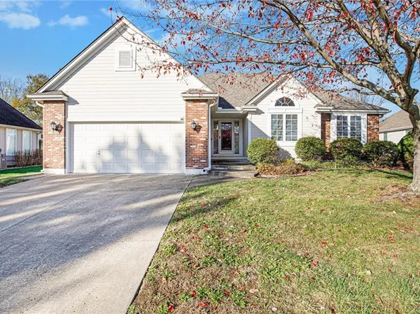 3216 Prescott Ave, Blue Springs, MO 64015