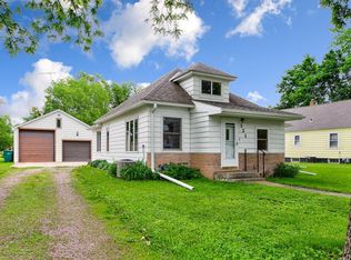 121 S Manyaska St, Sherburn, MN 56171