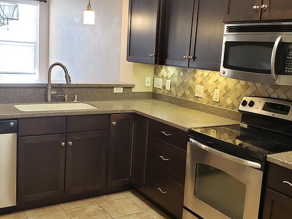 Solid surface countertops 