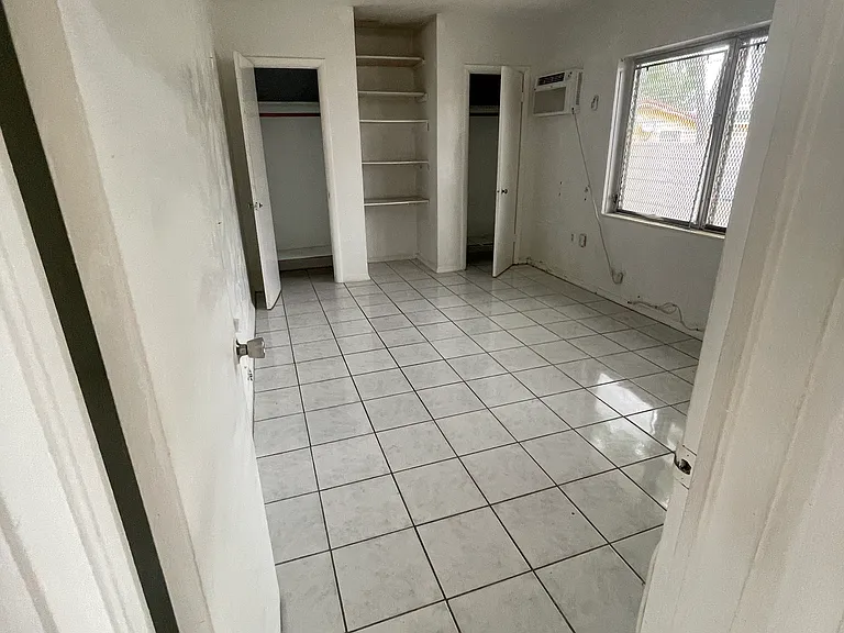 4465 W Flagler St #4 — Photo 3