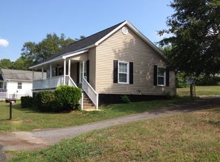 128 Overbrook St, Pickens, SC 29671