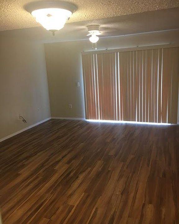 2nd image of 621 W Indiana Ave APT 8
