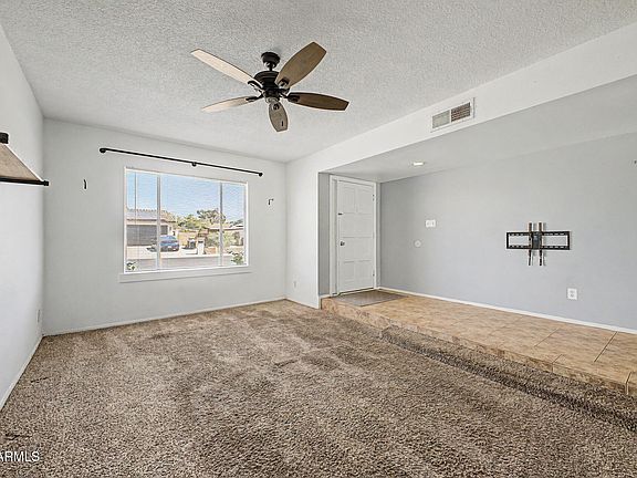 3rd image of 4519 W GARDENIA Avenue