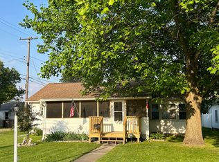 205 N Virginia St, Rockville, IN 47872