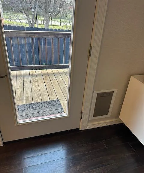 312 Tarrant St — Photo 9
