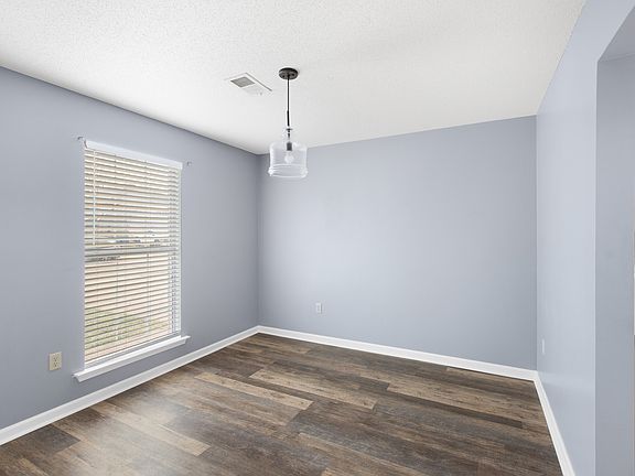 3rd image of 12788 Fox Bend Ln