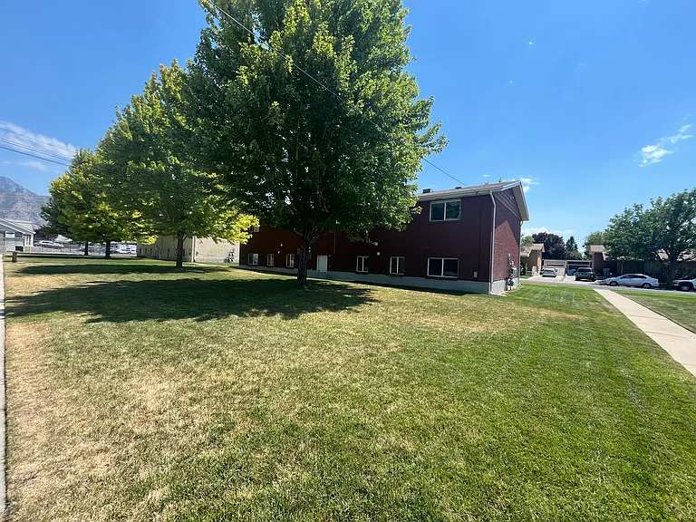 171 E 850 S #171 — Photo 15