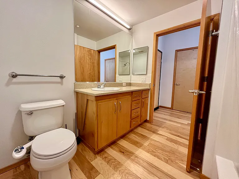 1125 NW 9th Ave #420 — Photo 11